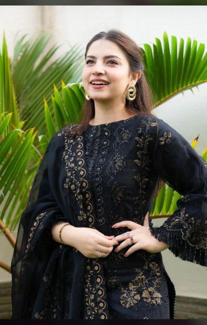 3 Pcs Women's Unstitched Embroidered Suit