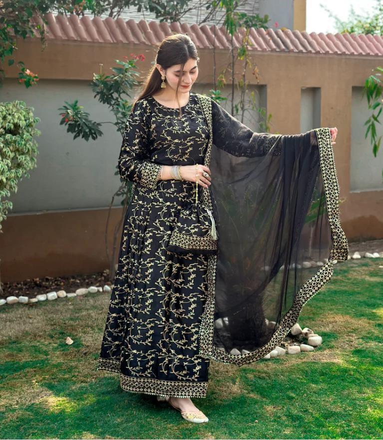 Stylish 4 Pcs Women's Stitched Silk Embroidered Lehnga Choli set in Black
