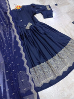 3 Pcs Women's Stitched Embroidered Maxi Suit